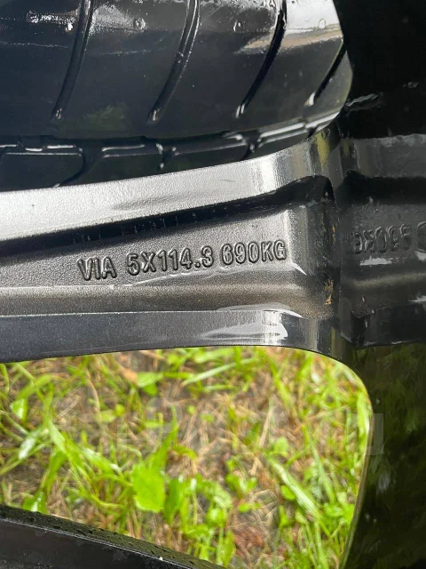 Venerdi. 8.5x20", 5x114.3, ET40, �� 73���. ����