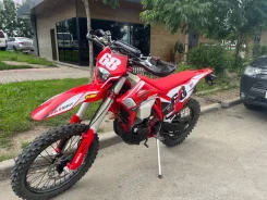 Regulmoto Holeshot Red Edition. 300����. ��., ��������, ���������, ������ �� �� ����