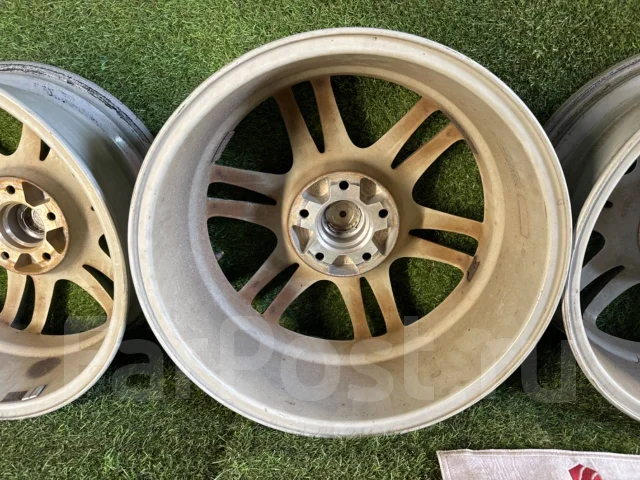Bridgestone Glitzer. 7.0x17", 5x114.3, ET40, �� 71,1���. ����