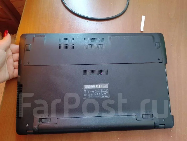 Asus S. 1,8����, ��� 8 ��, WiFi: 1, Bluetooth: 1, ����������� �� 4 000��. ����