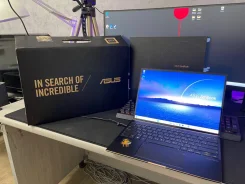 Asus ZenBook. 13.9", 2,8����, ��� 16 ��, ���� 1 024���, WiFi: 1, Bluetooth: 1, ����������� �� 6��. ����