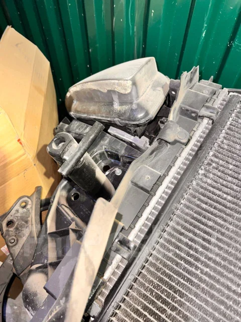 ������� audi A4 B7 8E0807105A ����