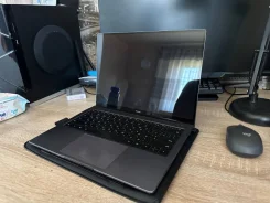 Huawei MateBook D 14. 14", 2,1����, ��� 16 ��, ���� 120���, WiFi: 1, Bluetooth: 1, ����������� �� 10��. ����