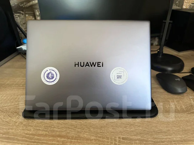 Huawei MateBook D 14. 14", 2,1����, ��� 16 ��, ���� 120���, WiFi: 1, Bluetooth: 1, ����������� �� 10��. ����
