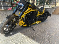 Harley-Davidson V-Rod. 1 247����. ��., ��������� ����