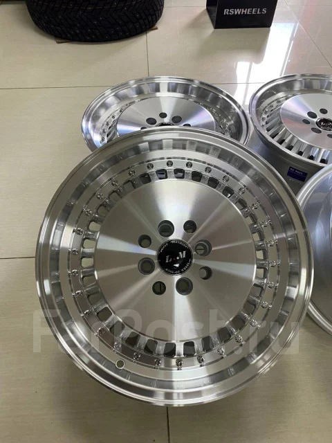 Messer. 7.0x16", 4x100, 4x114.3, ET30, �� 73,1���. ��� ����� �� ������ ����