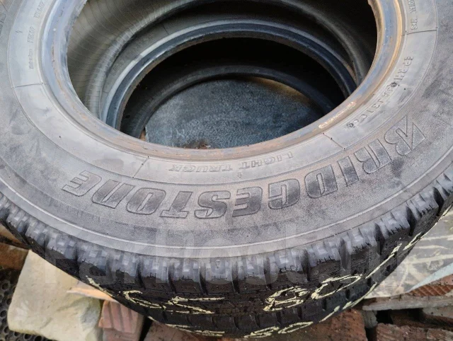 Bridgestone Blizzak Revo 969. ������, ��� �����, 2010 ���, �/�, ����� 35 % ����