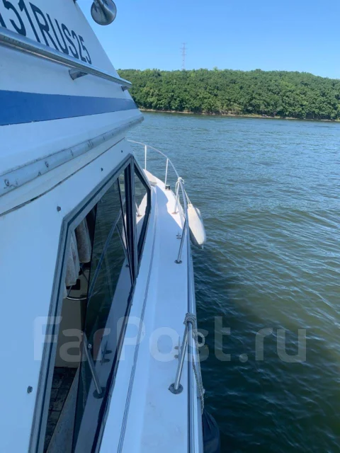 Searay. 1989 ���, ����� 12��., ��������� ������������, 400��.�., ������ ����