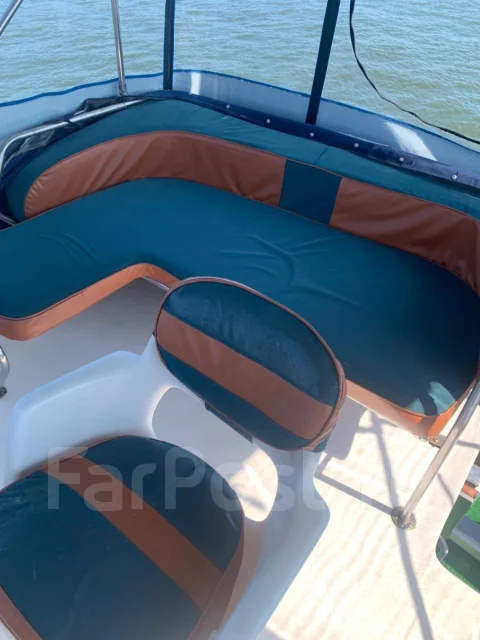Searay. 1989 ���, ����� 12��., ��������� ������������, 400��.�., ������ ����