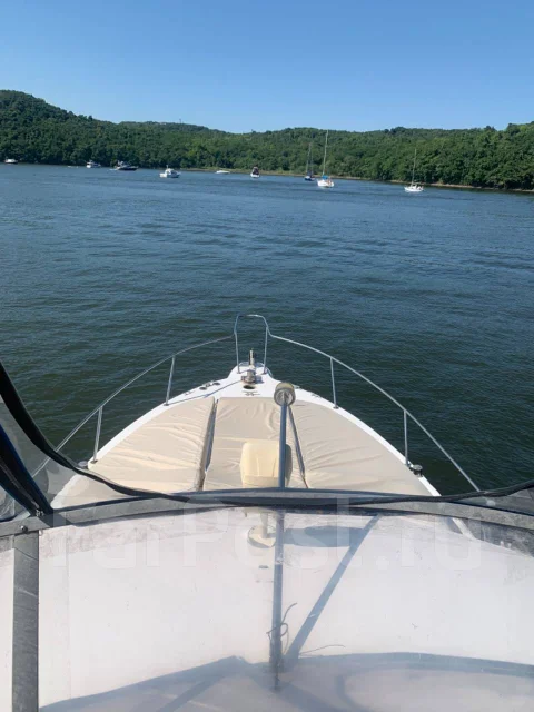 Searay. 1989 ���, ����� 12��., ��������� ������������, 400��.�., ������ ����