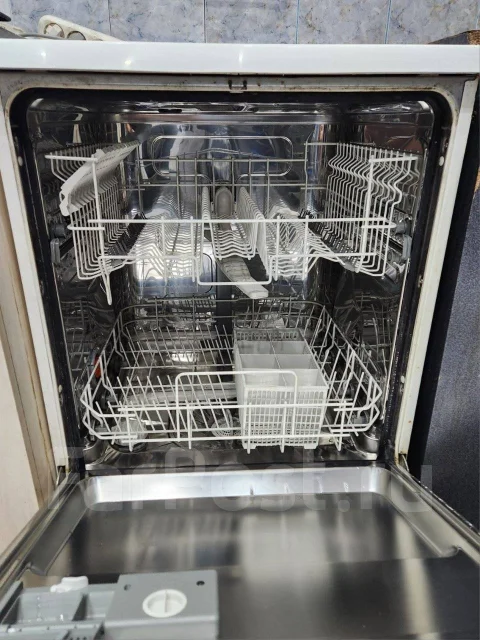 Zanussi ����