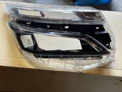     Toyota Voxy 2018  81110-28G60 