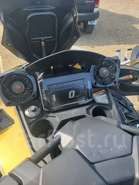 Kawasaki Ultra. 2022 ��� ����