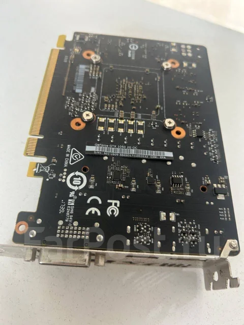 GeForce GTX 1050 ����