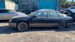 Ford Taurus ����