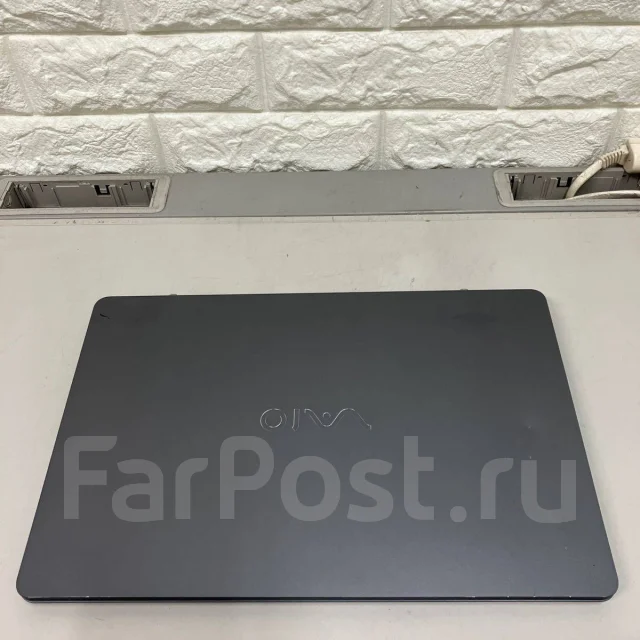 Sony VAIO. 13", 3,2����, ��� 8 ��, WiFi: 1, Bluetooth: 1 ����