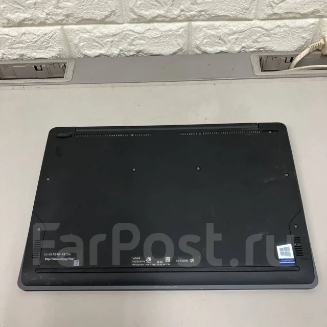 Sony VAIO. 13", 3,2����, ��� 8 ��, WiFi: 1, Bluetooth: 1 ����