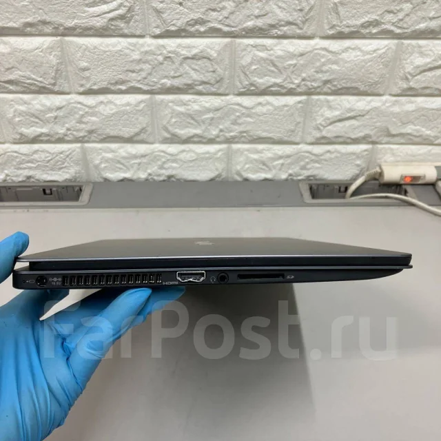 Sony VAIO. 13", 3,2����, ��� 8 ��, WiFi: 1, Bluetooth: 1 ����