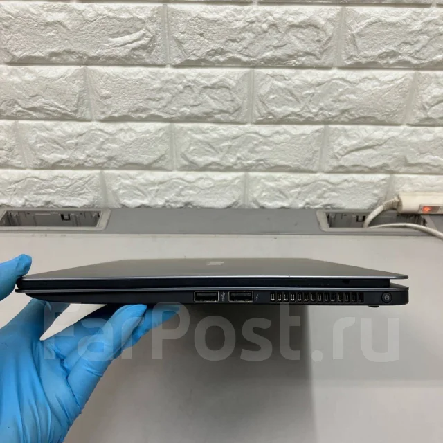 Sony VAIO. 13", 3,2����, ��� 8 ��, WiFi: 1, Bluetooth: 1 ����