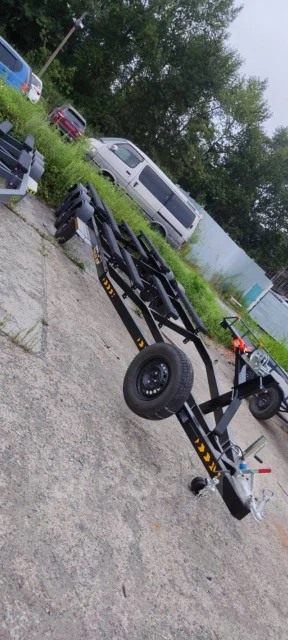 GTS-Trailer. �/�: 2 400���., �����: 500���. ����