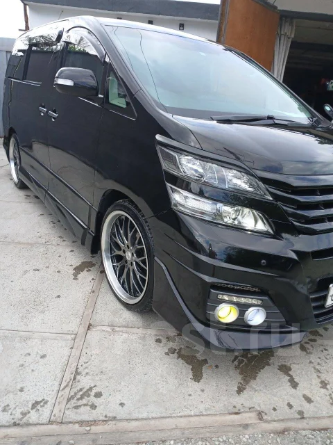 Toyota Vellfire. �������, ��������, 2.4 (170��.�.), ������, 136 000����. ��, �/� ����