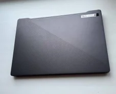 Asus ROG Zephyrus G14. 14", ��� 8 ��, WiFi: 1, Bluetooth: 1, ����������� �� 1��. ����