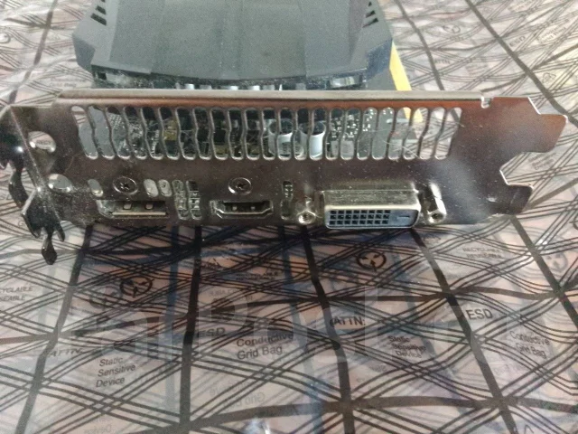 GeForce GTX 1050 Ti ����