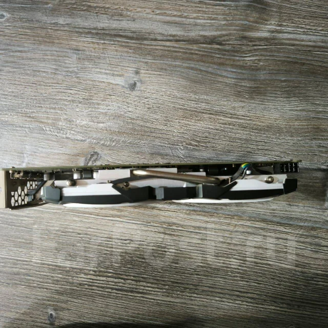 GeForce GTX 1060 ����
