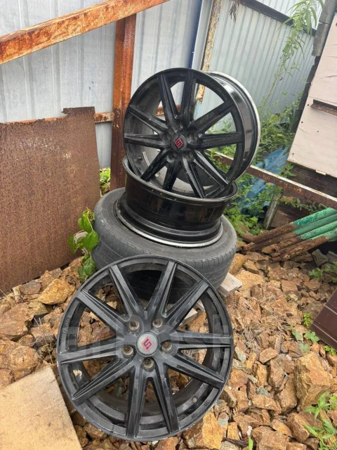 ESM. x17", 5x114.3, �� 225���. ����