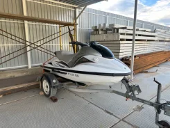 Yamaha WaveRunner. 2000 ��� ����