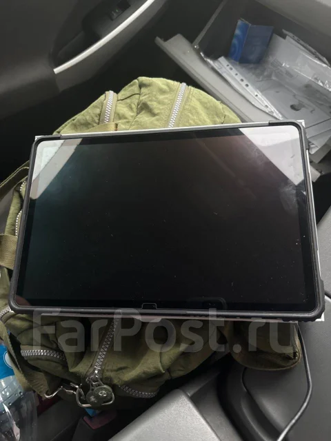 Samsung Galaxy Tab S7+. ������ 128 �� ����