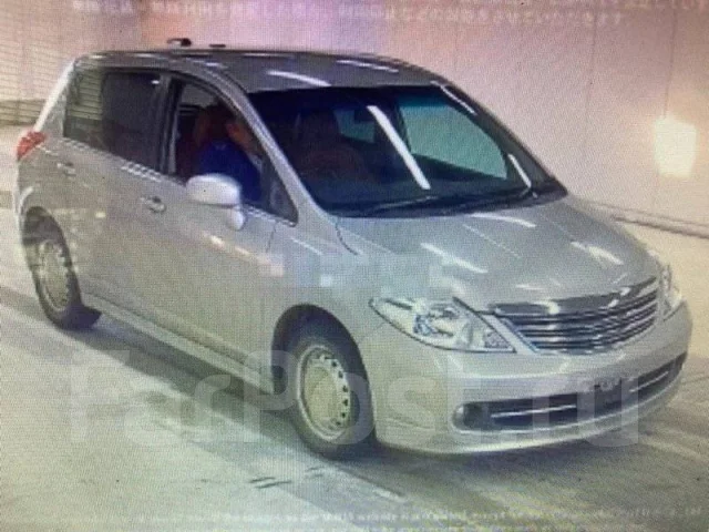 Nissan Tiida. NC11, HR15DE ����