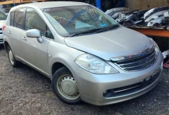 Nissan Tiida. NC11, HR15DE ����