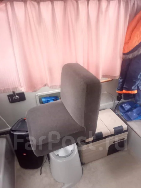 Nissan. 1995 ���, ����� 7,8��., ��������� ������������, 200��.�., ������ ����