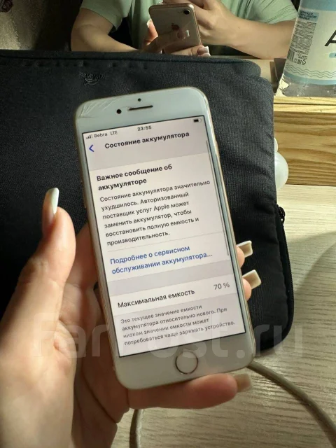 Apple iPhone 8. �/�, 64 ��, �������, 3G, 4G LTE ����