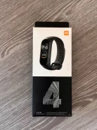 Xiaomi Mi Band 4 ����