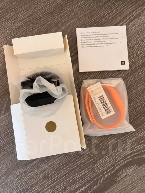 Xiaomi Mi Band 4 ����