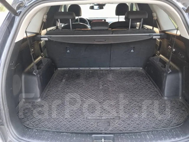 Kia Sorento. �������, 4wd, 2.5 (179��.�.), ������, 17 500����. �� ����