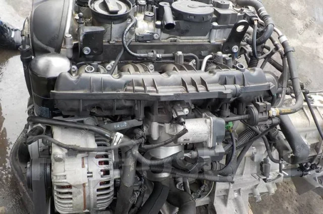 ��������� Audi A4 B8 1.8 TFSI CDHB 06H100033G ����