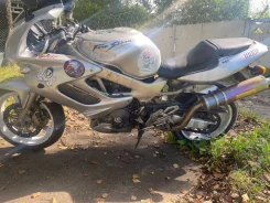 Honda VTR 1000F. 995����. ��. ����