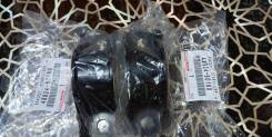   Toyota Land Cruiser 200 48824-60180 