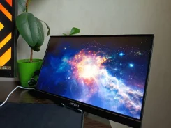 ����������� ������� 16.1 ������. 16.1", ���������� OLED ����