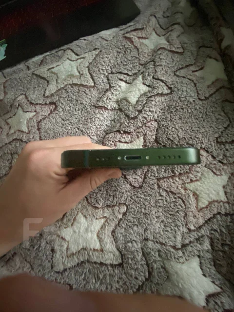 Apple iPhone 13. �/�, 128 ��, �������, 4G LTE ����