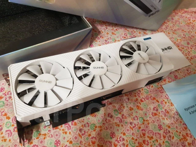 Intel Arc A770 ����