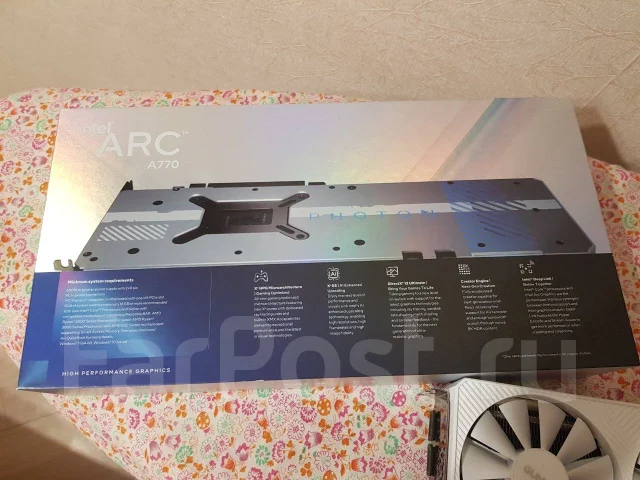 Intel Arc A770 ����