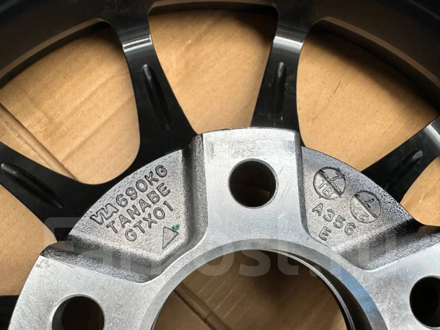 SSR GTX01. 10.0x17", 5x114.3, ET15 ����