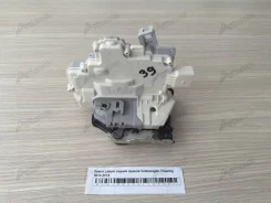 ����� ����� ������ ������ Volkswagen Touareg 2010-2018 [4G0839016] 4G0839016 ����