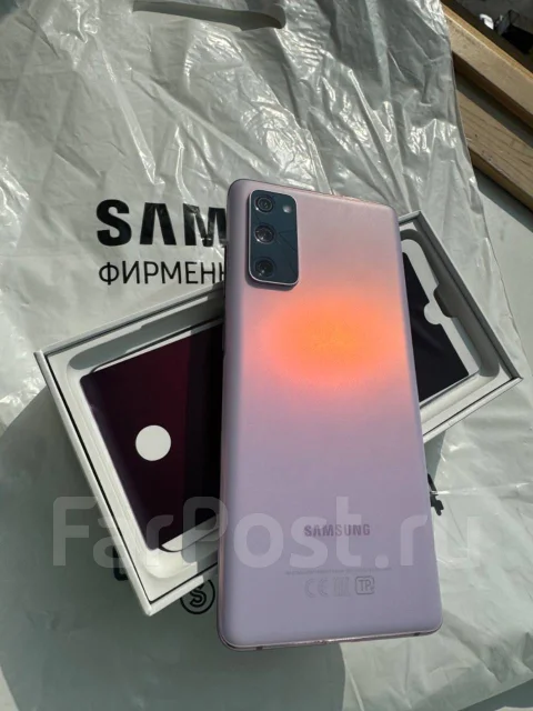 Samsung Galaxy S20 FE. �/�, 128 ��, �������, 4G LTE ����