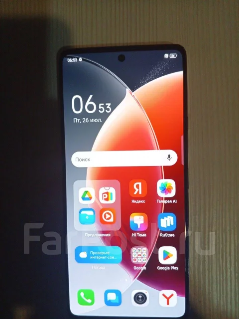 Tecno Camon 30. �����, 256 ��, �����������, 4G LTE, NFC ����