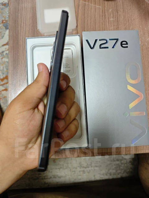 Vivo V27e. �/�, 128 �� ����